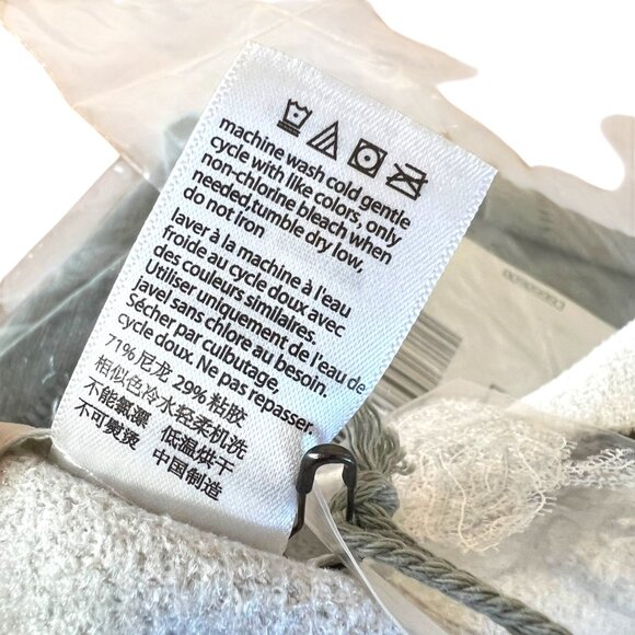 Barefoot Dreams CozyChic Ultra Lite Ocean Breeze Poncho Pink Multi Stripe NWT - Picture 9 of 11